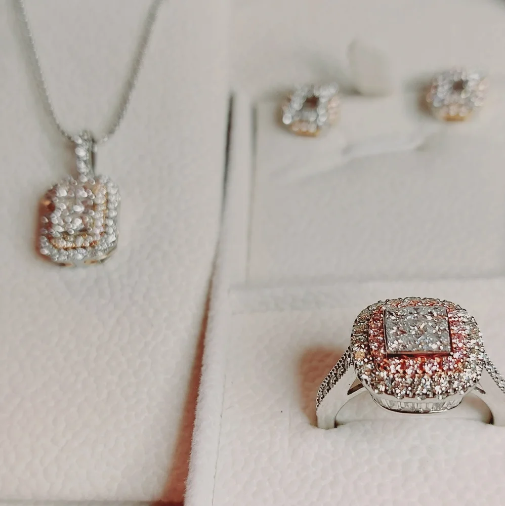 Diamond set - Picture 2 of 10
